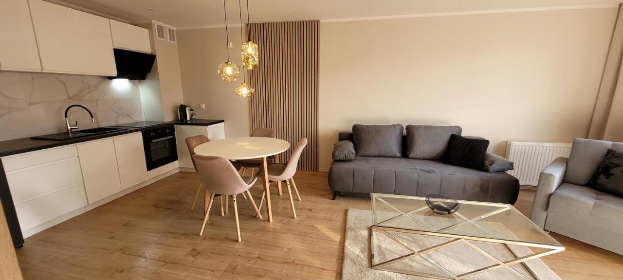 Sloneczny Apartament Z Ogrodkiem Danzig Exterior foto